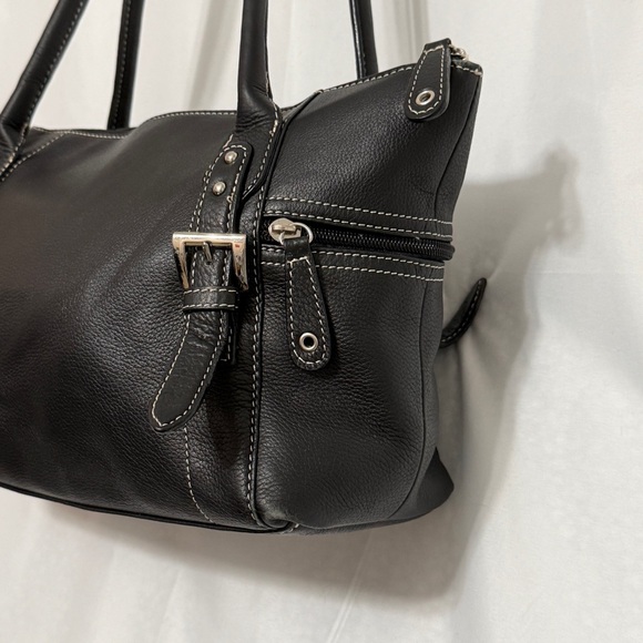 Tignanello Black Leather Shoulder Bag - Picture 3 of 11